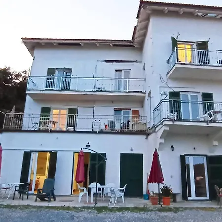 아파트 Daria A 2 Km Dal Mare Golfo Del Tigullio